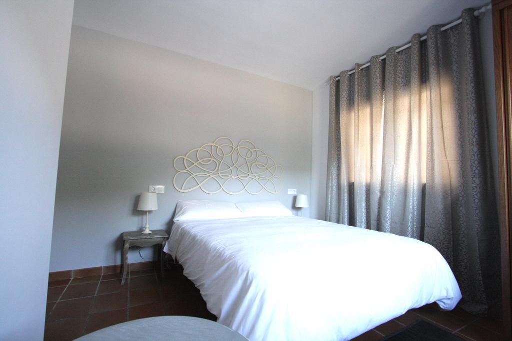 Apart-Hotel Selva Nevada La Virgen de la Vega 部屋 写真