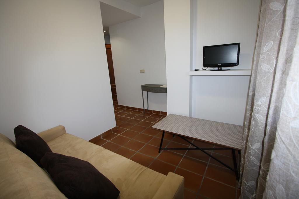 Apart-Hotel Selva Nevada La Virgen de la Vega 部屋 写真