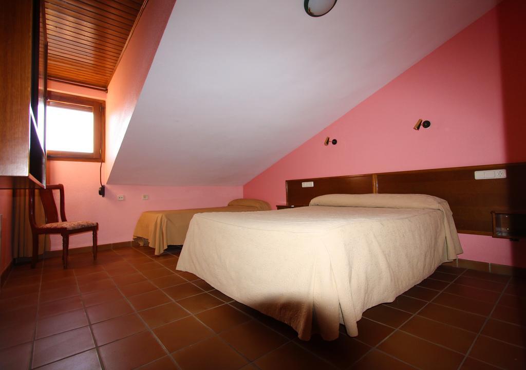 Apart-Hotel Selva Nevada La Virgen de la Vega 部屋 写真