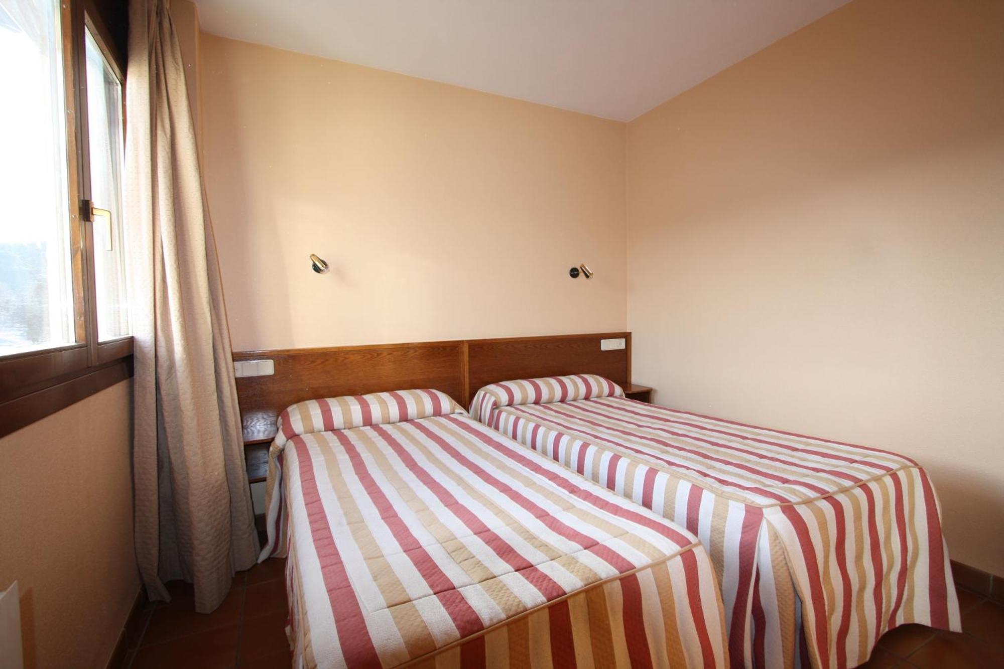Apart-Hotel Selva Nevada La Virgen de la Vega エクステリア 写真