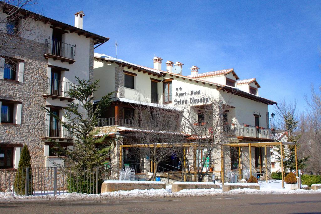 Apart-Hotel Selva Nevada La Virgen de la Vega エクステリア 写真
